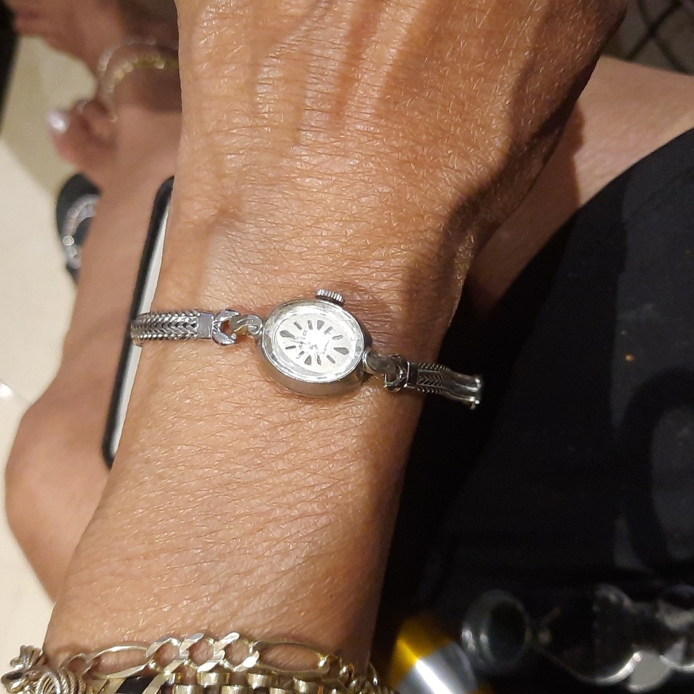 AUTHENTIC GENUINE JUBILEE 17 JEWELS VINTAGE MANUAL WATCH STEEL WOMEN'S WATCH